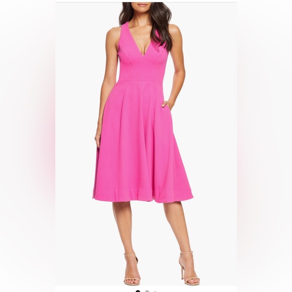 Dress the Population Dresses & Skirts - Elegant Pink Sleeveless Dress